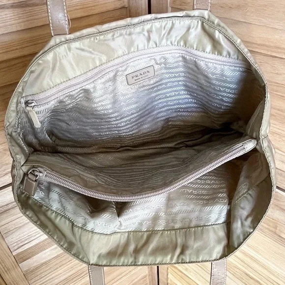Authentic VTG Prada Tote Bag - Picture 2 of 6
